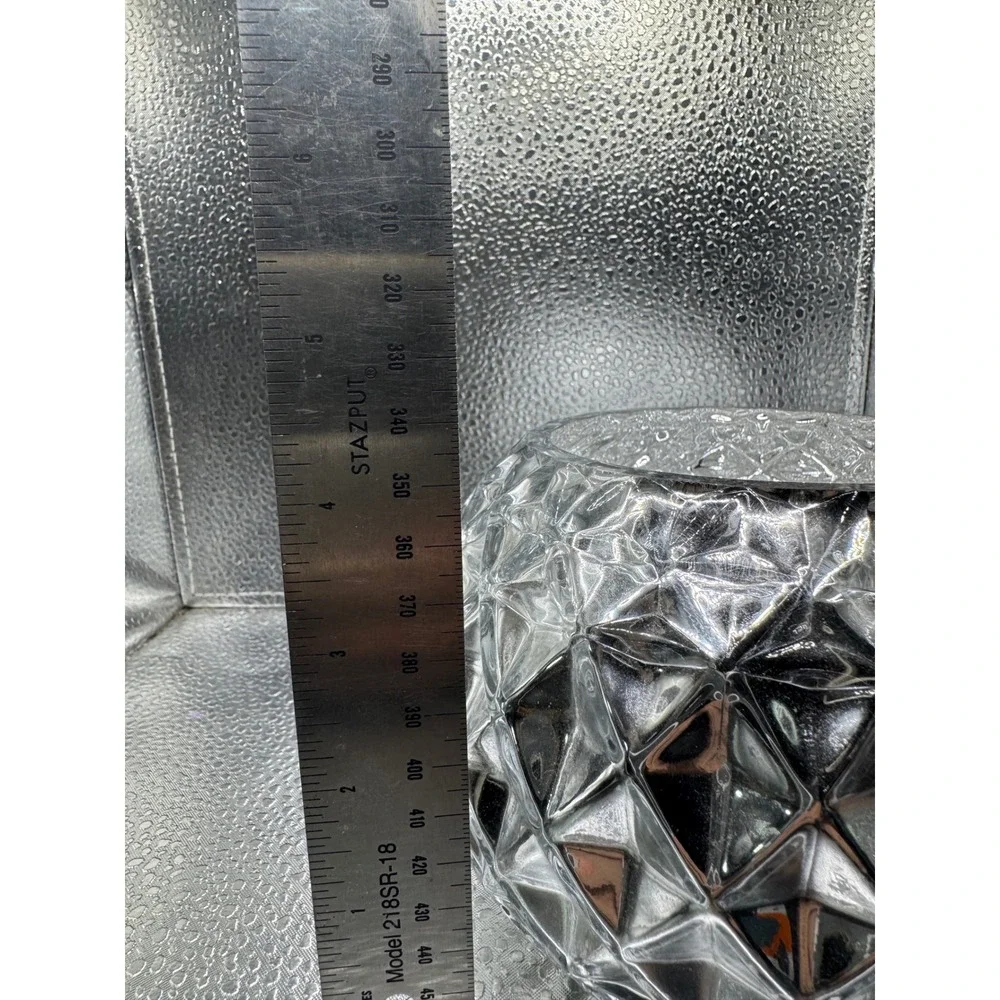 Diamond Star‎ Corp Silver Geometric Glass Bowl Round Textured Vase 57264